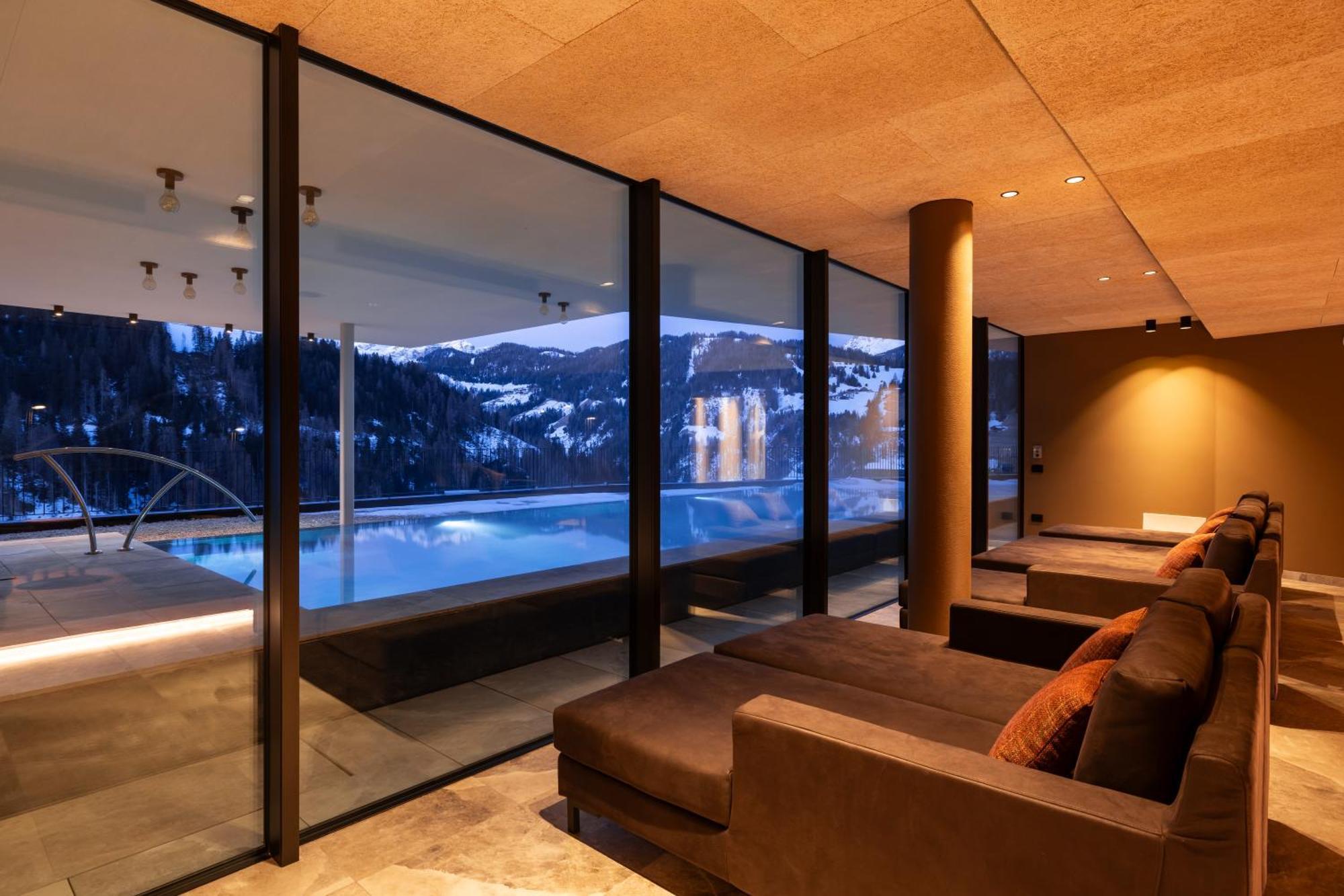 Hotel Alpenrose Dolomites Ла-Валле Экстерьер фото