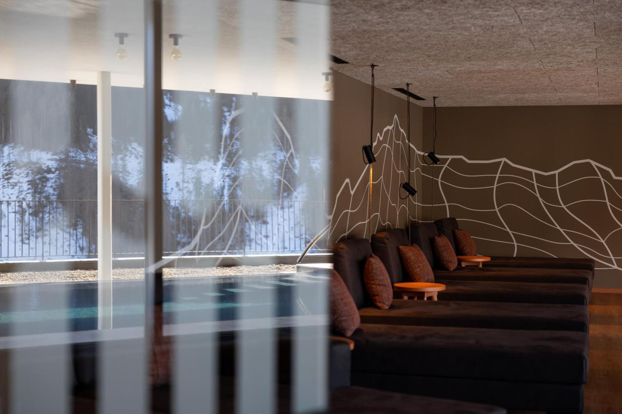 Hotel Alpenrose Dolomites Ла-Валле Экстерьер фото