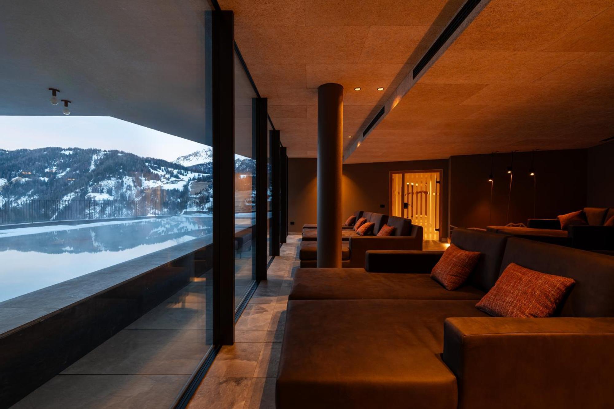 Hotel Alpenrose Dolomites Ла-Валле Экстерьер фото