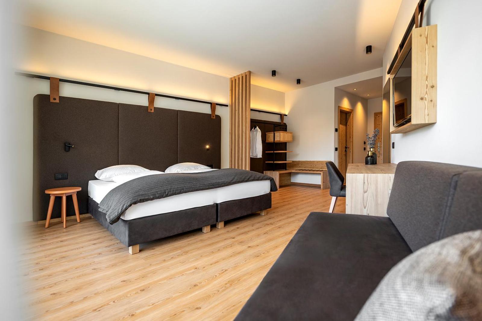 Hotel Alpenrose Dolomites Ла-Валле Экстерьер фото